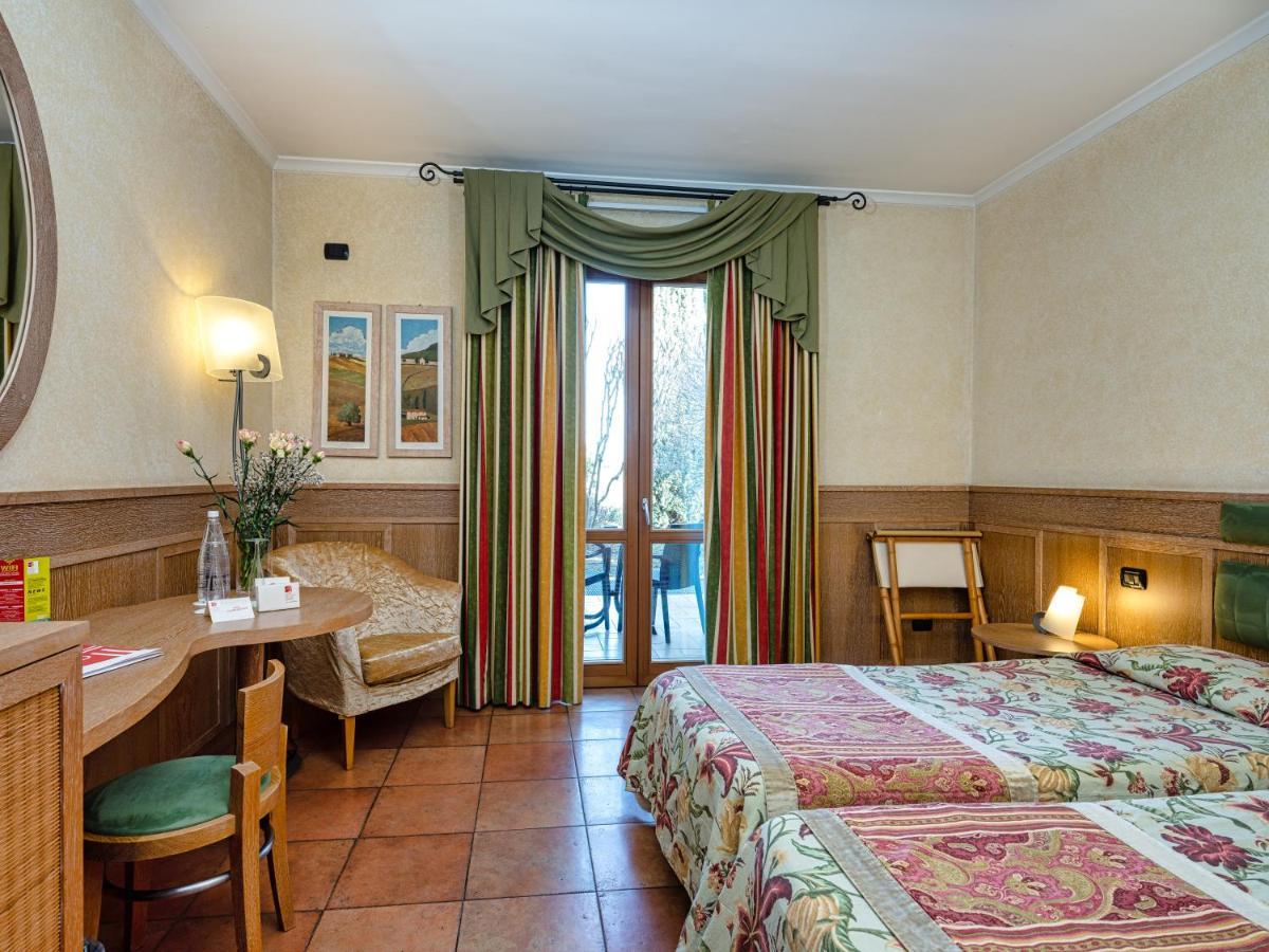 Active Hotel Paradiso Peschiera del Garda Exterior foto