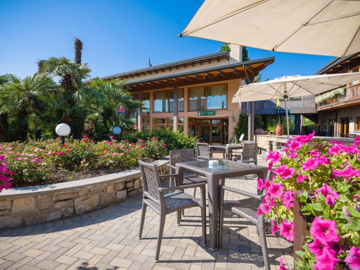 Active Hotel Paradiso Peschiera del Garda Exterior foto
