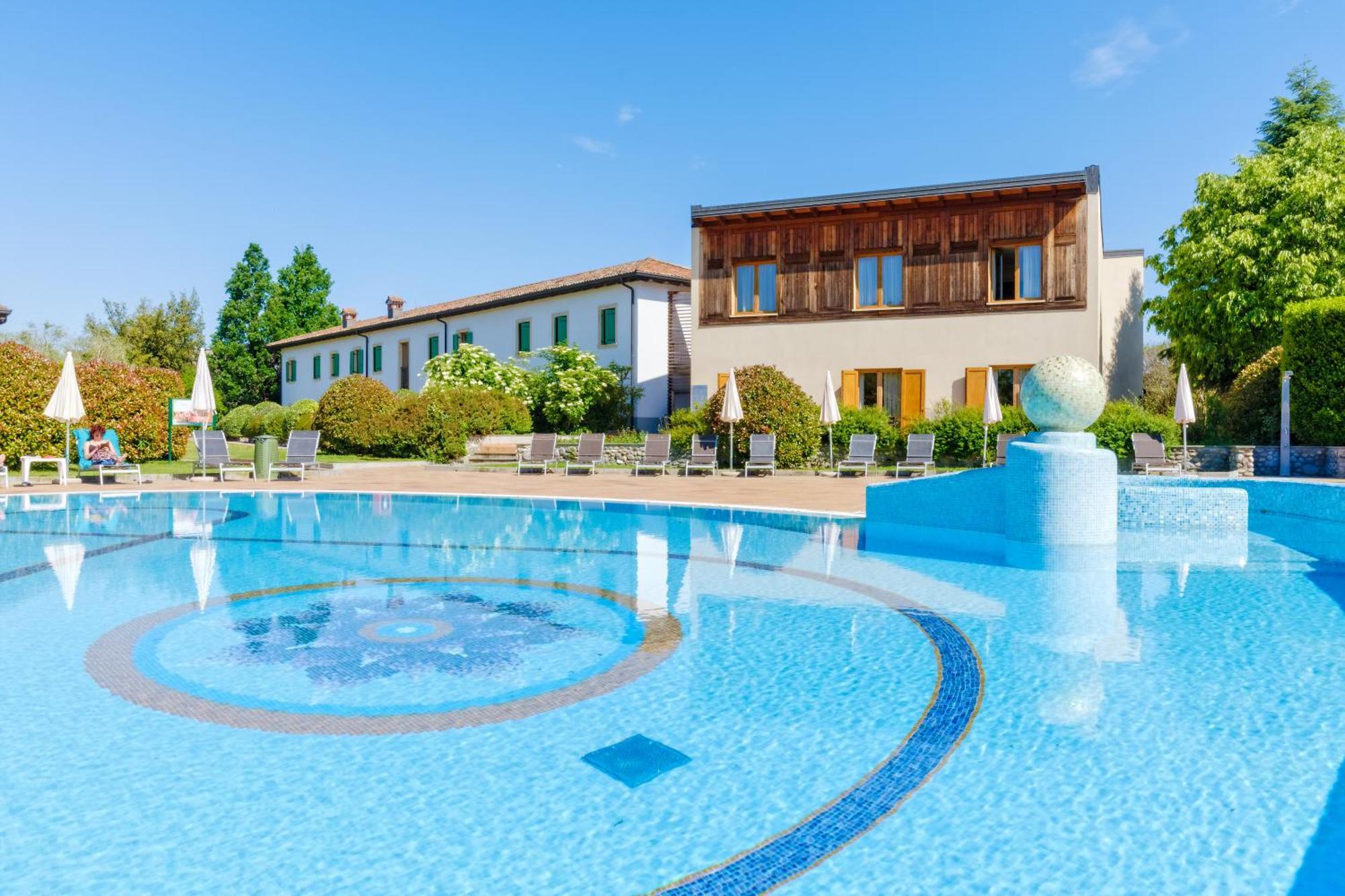 Active Hotel Paradiso Peschiera del Garda Exterior foto
